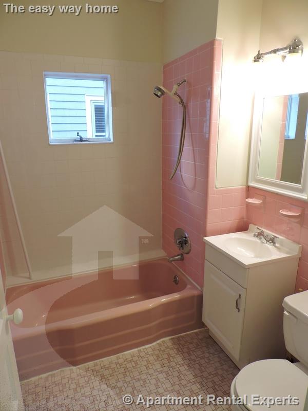 114 Highland Rd, Davis Square