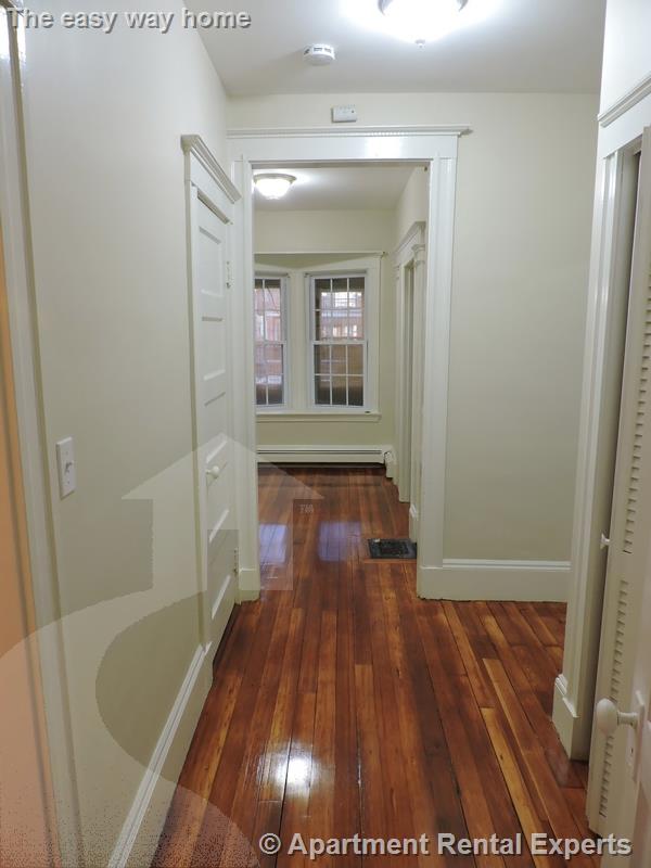 114 Highland Rd, Davis Square