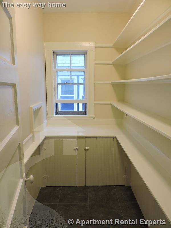 114 Highland Rd, Davis Square