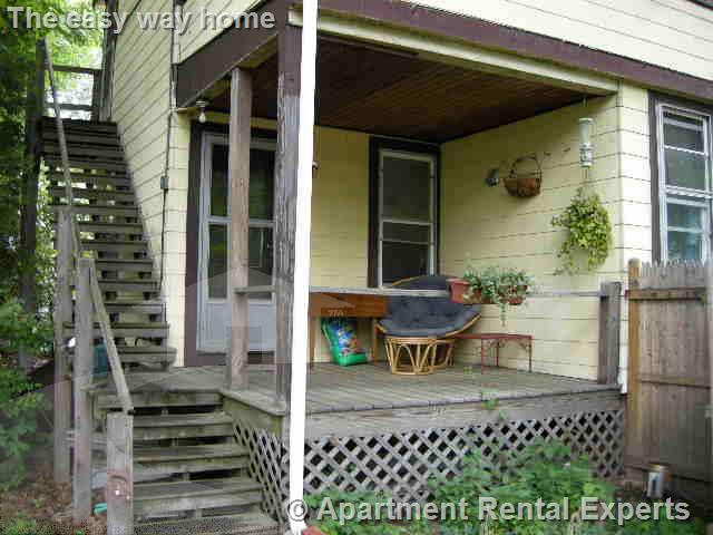 27 Hillsdale Rd, Tufts