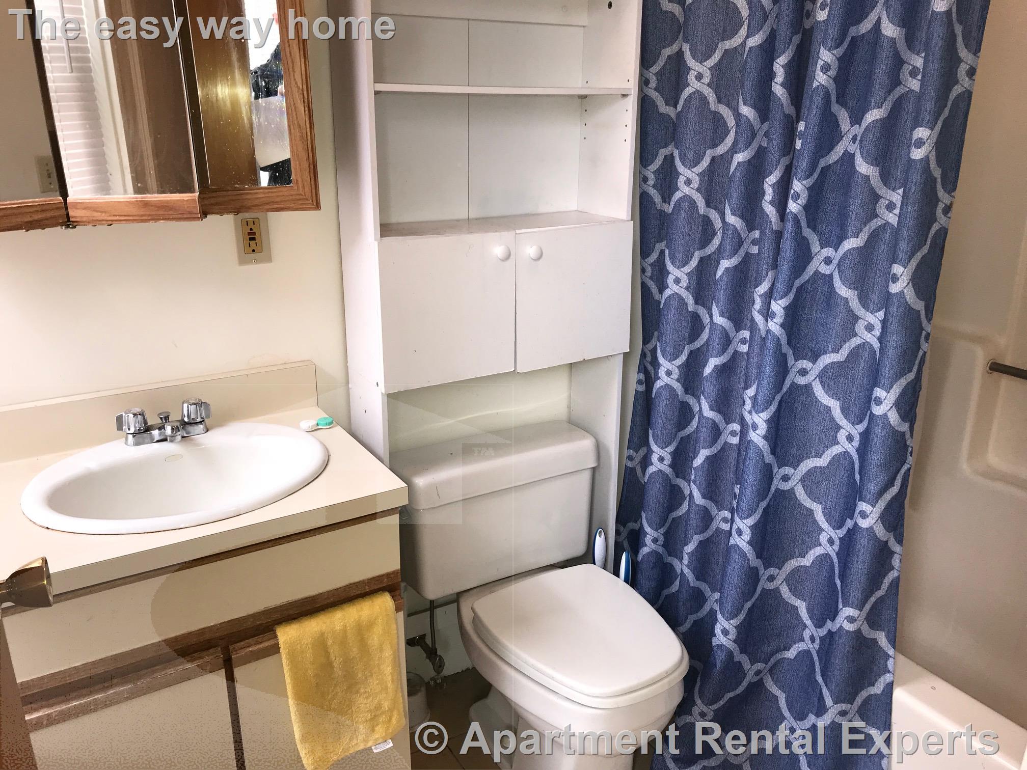 14 Garrison Ave, Teele Square