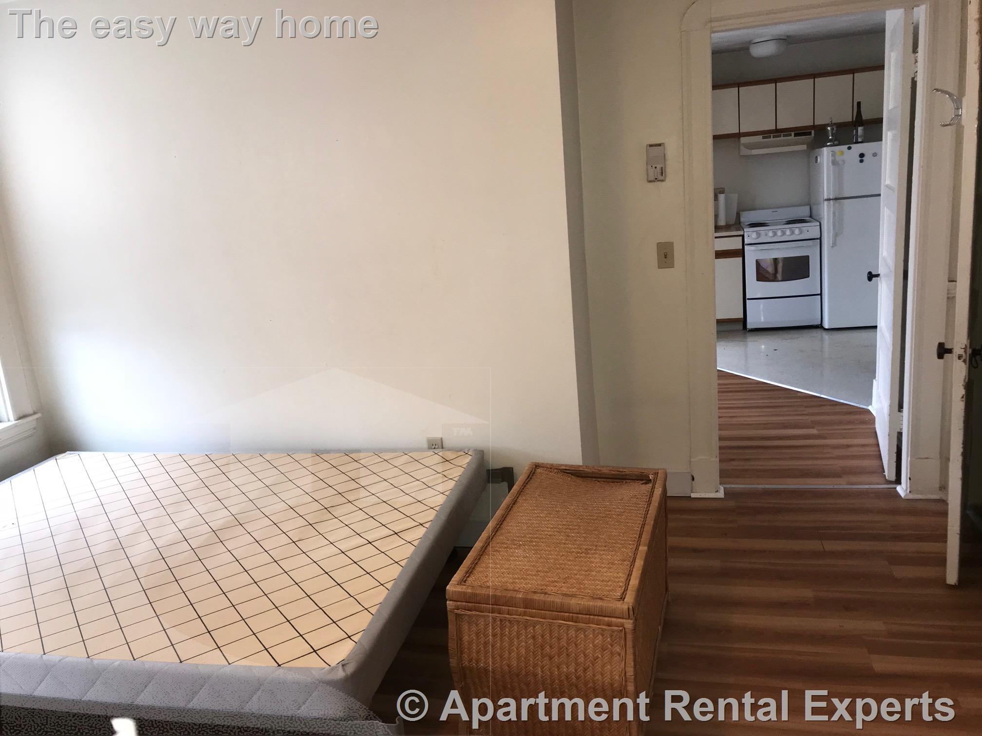 14 Garrison Ave, Teele Square