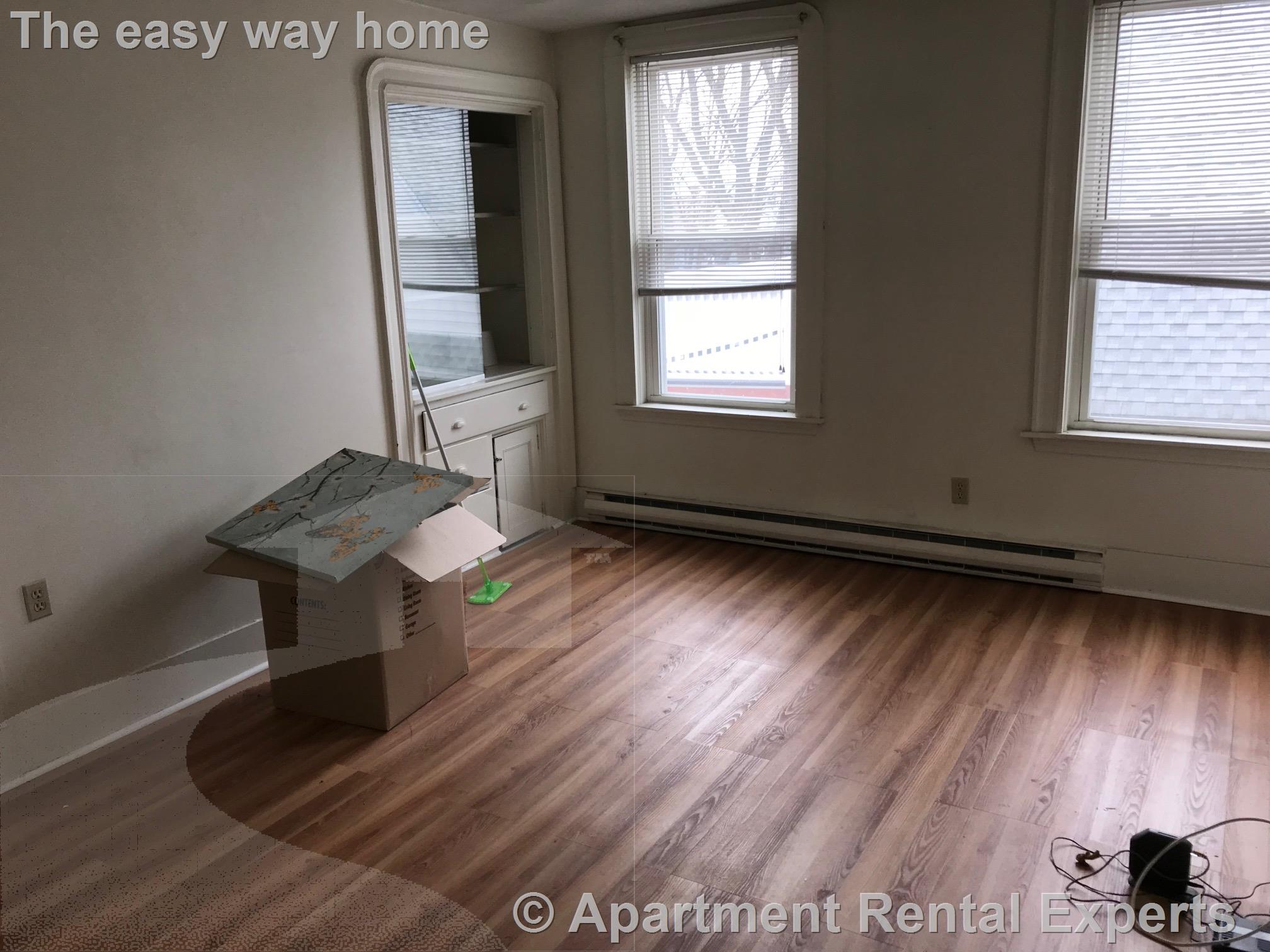 14 Garrison Ave, Teele Square