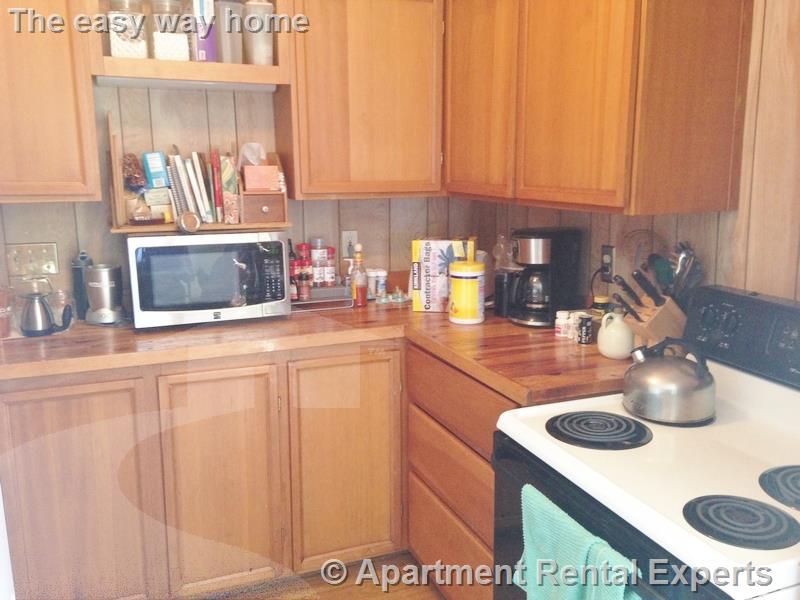 438 Pleasant St, Malden Center