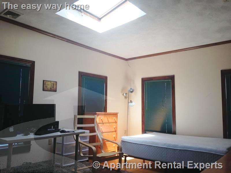 438 Pleasant St, Malden Center