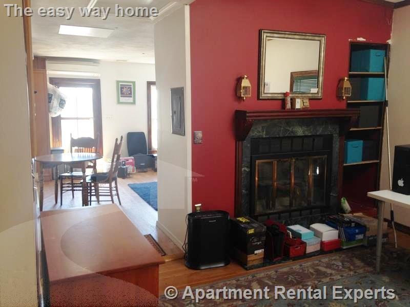 438 Pleasant St, Malden Center