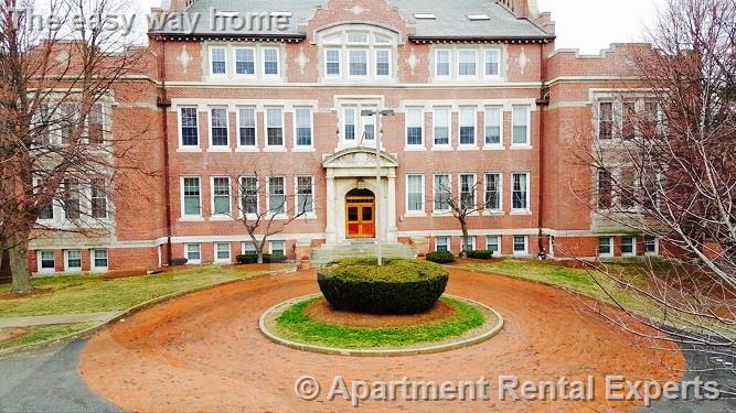 20 Daniels St, Malden Center