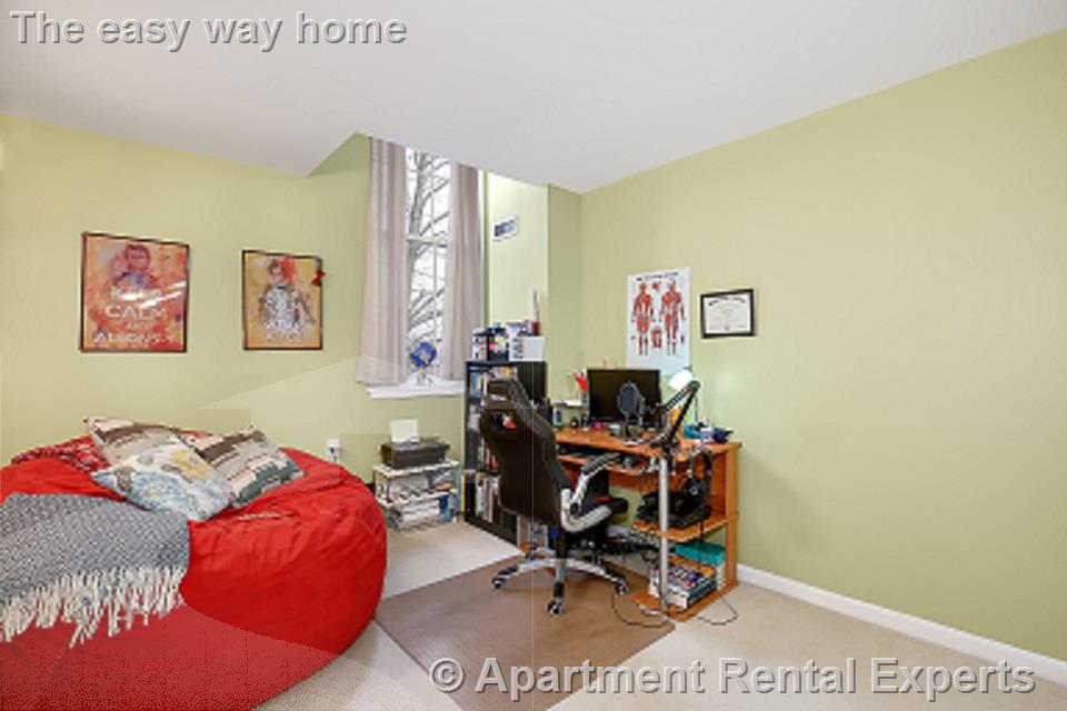 20 Daniels St, Malden Center