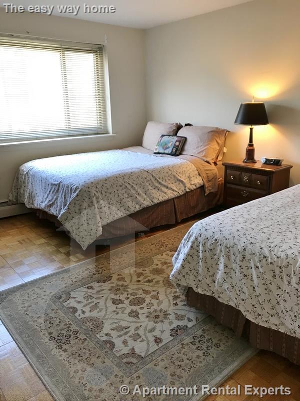 375 Harvard St, Harvard Square