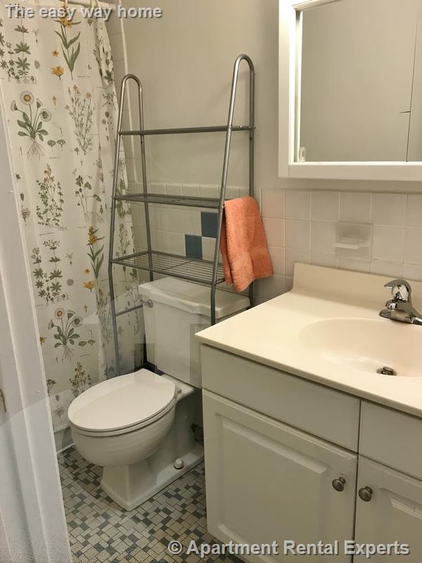 375 Harvard St, Harvard Square