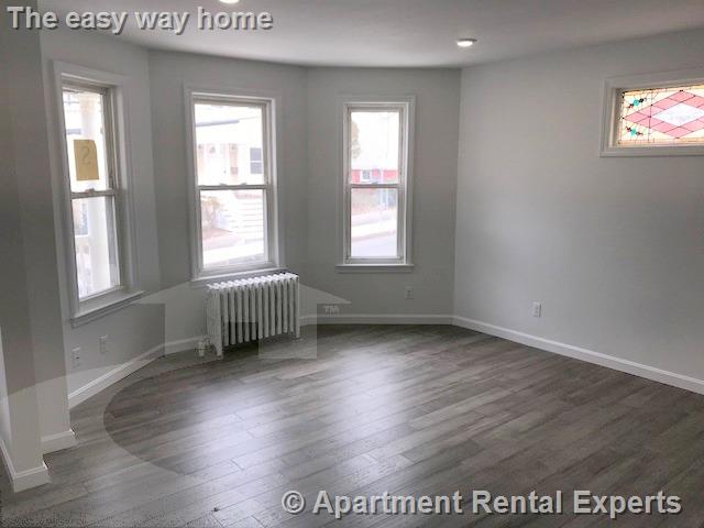 65 Lowell St, Porter Square