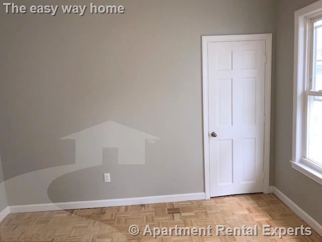 65 Lowell St, Porter Square