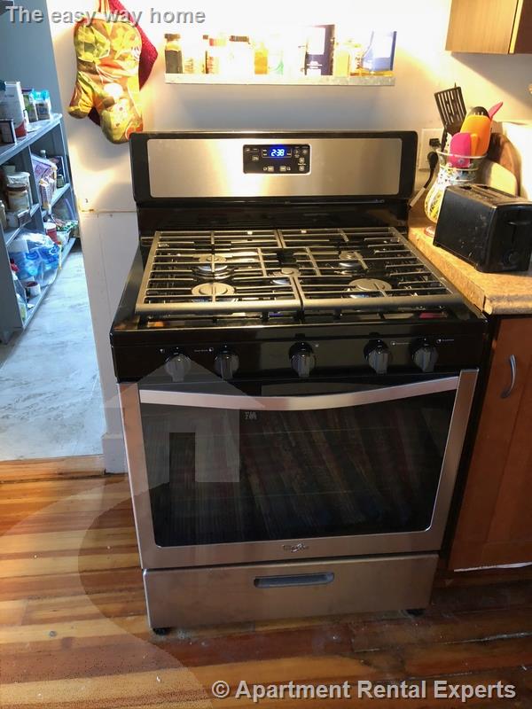 202 Elm St, Davis Square