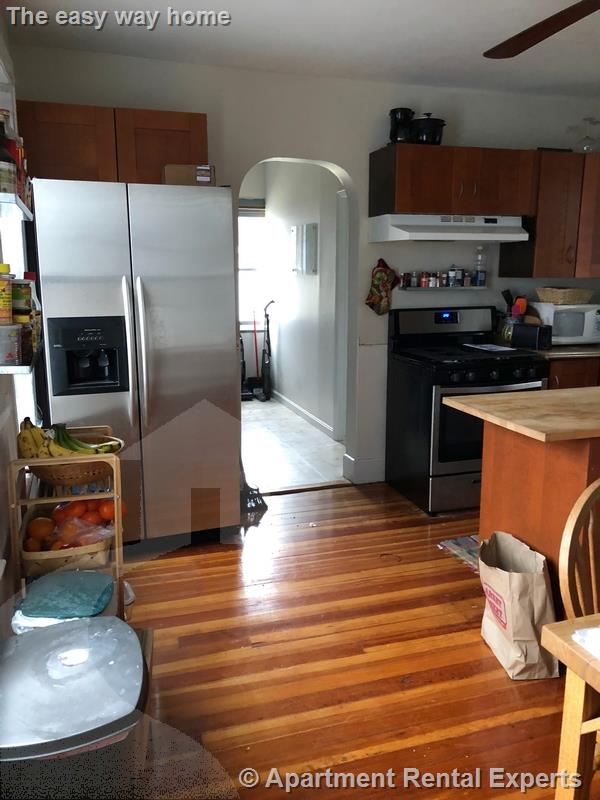 202 Elm St, Davis Square