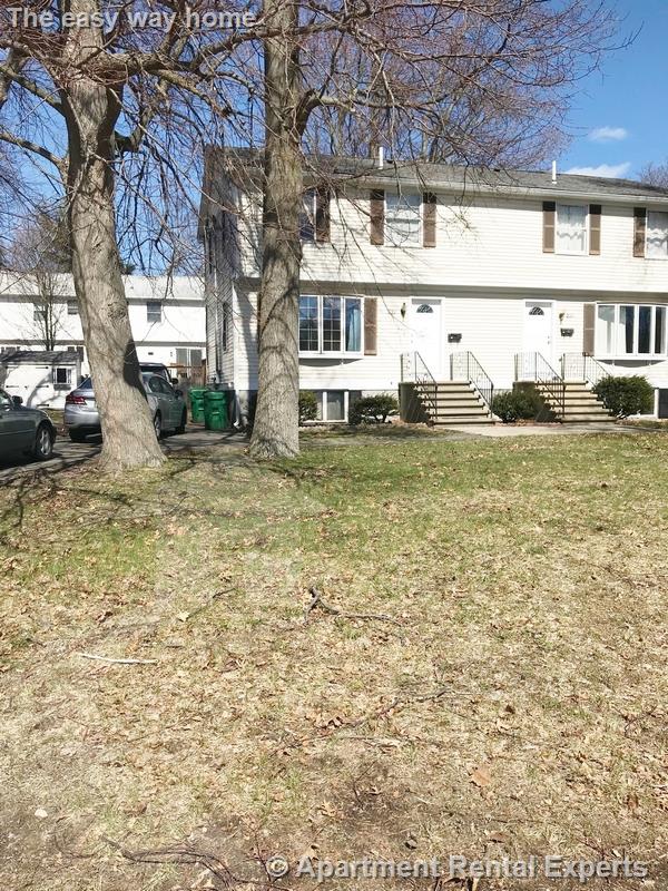 21B Mystic River Rd, West Medford