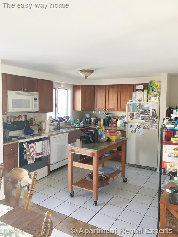 21B Mystic River Rd, West Medford