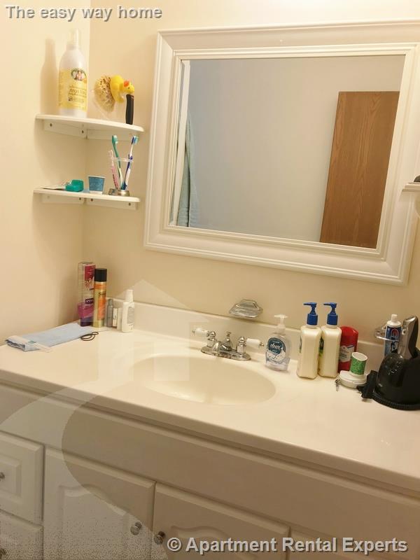 21B Mystic River Rd, West Medford