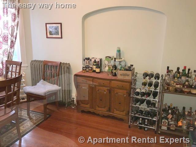 81 College Ave, Davis Square