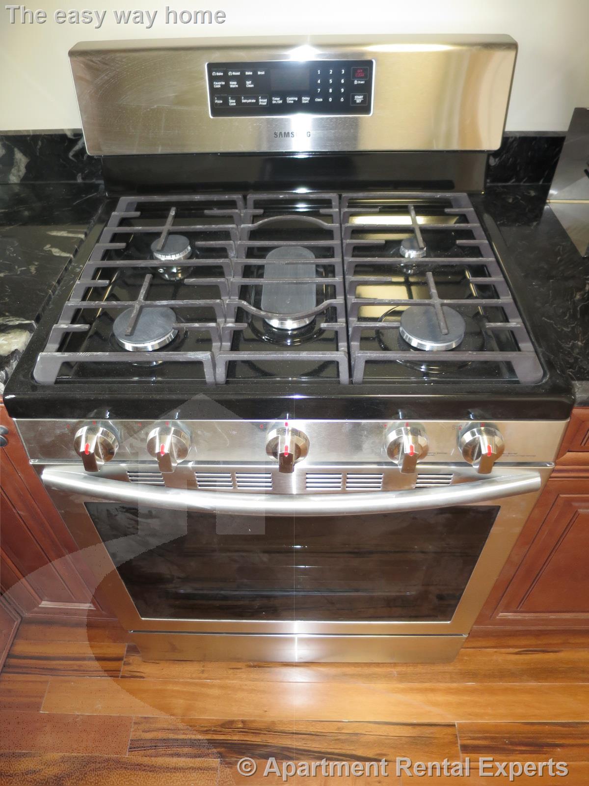 1131 Broadway, Teele Square