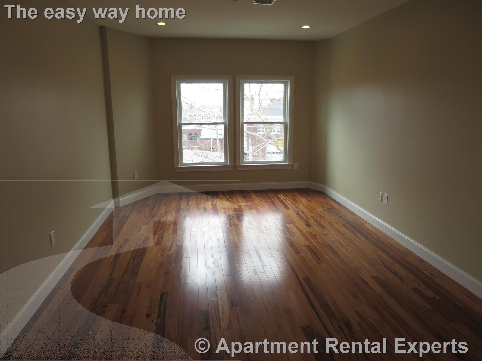 1121 Broadway, Teele Square