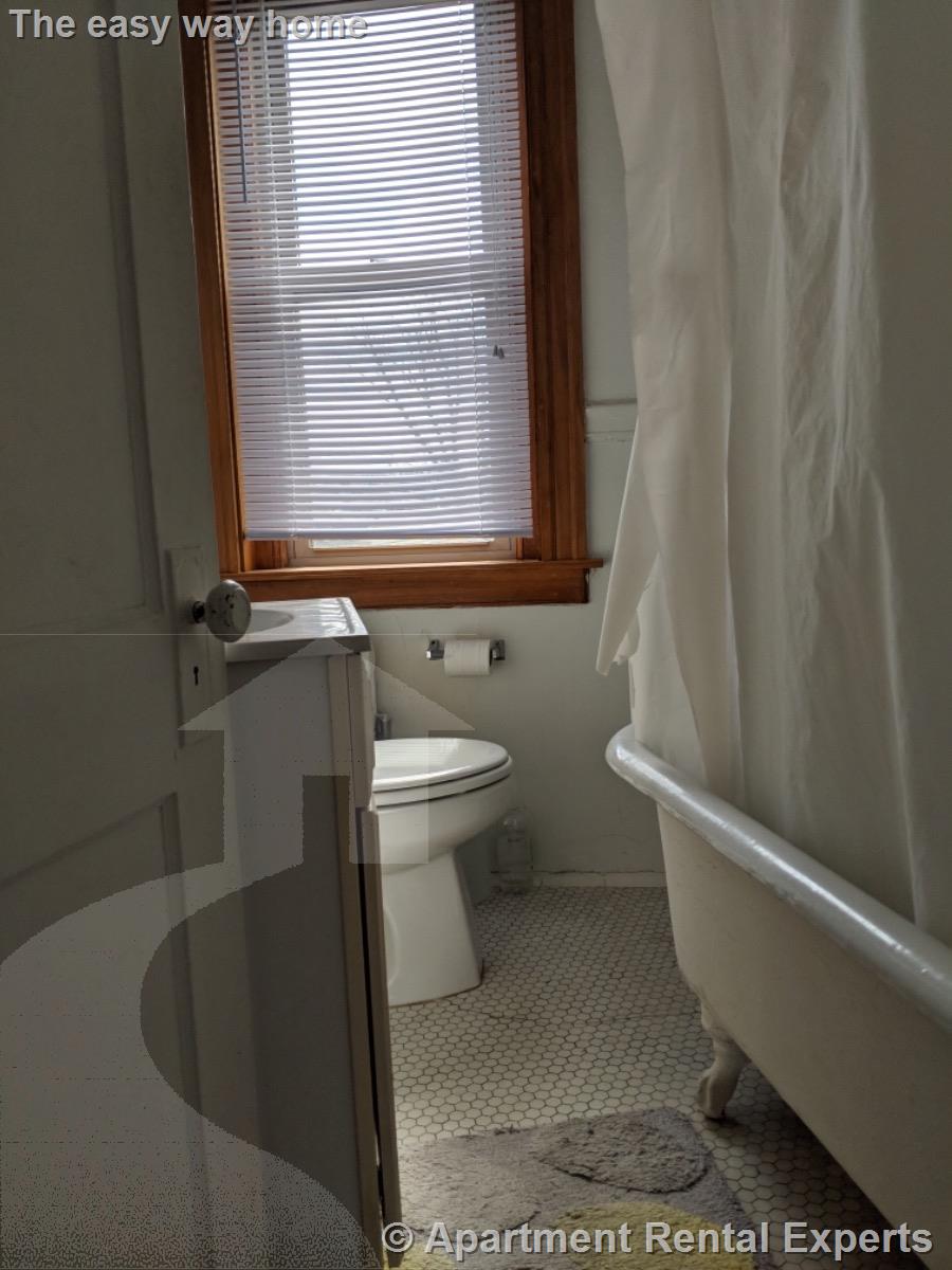 97 Hancock St, Central Square