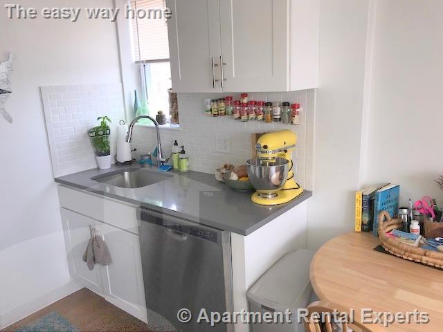 105 Summer St, Malden Center