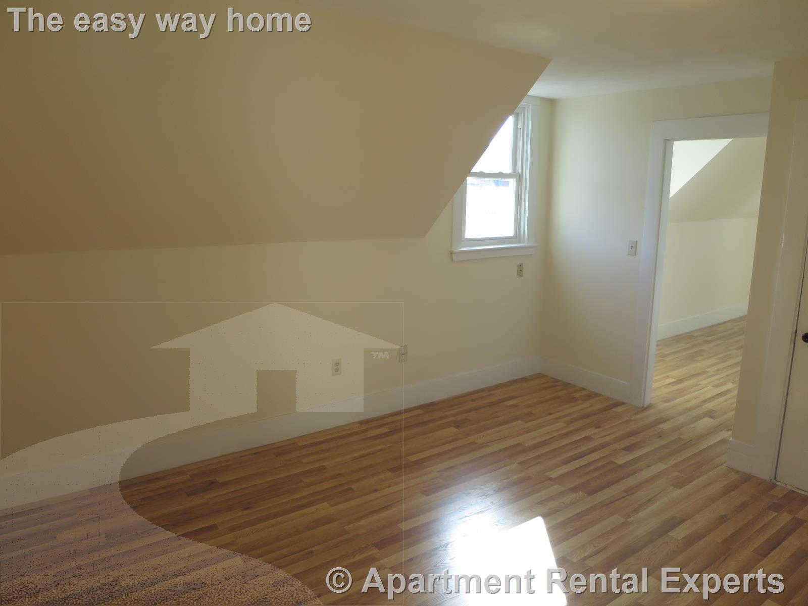 16 Warren Ave, Union Square