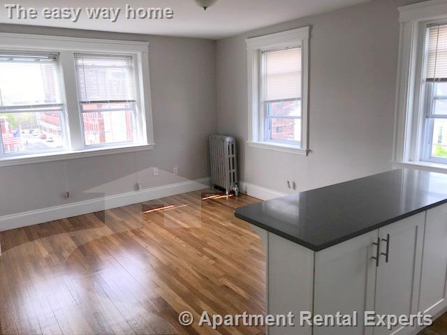 103 Summer St, Malden Center