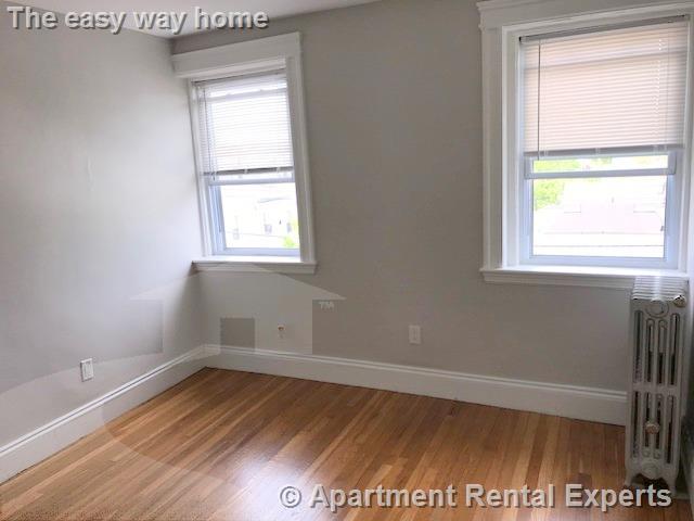 103 Summer St, Malden Center