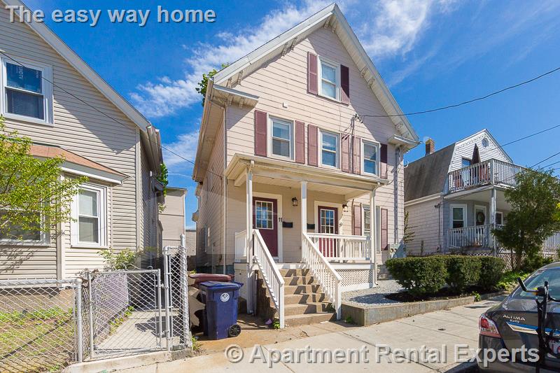 9-11 Rock Valley Ave, Everett