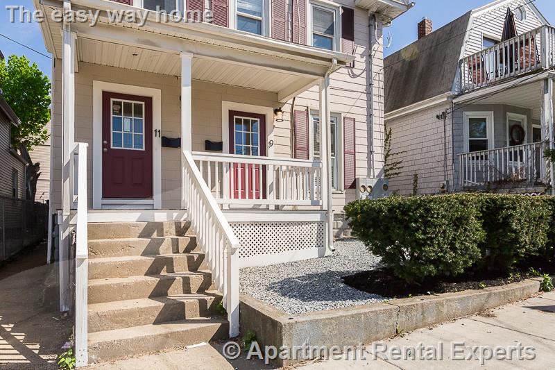 9-11 Rock Valley Ave, Everett