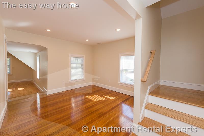 9-11 Rock Valley Ave, Everett