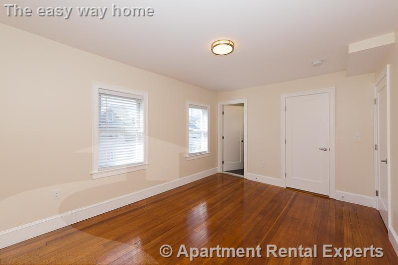 9-11 Rock Valley Ave, Everett