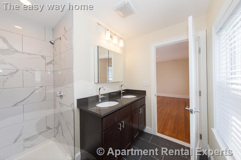 9-11 Rock Valley Ave, Everett