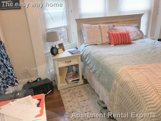 65 Medford St, Magoun Square