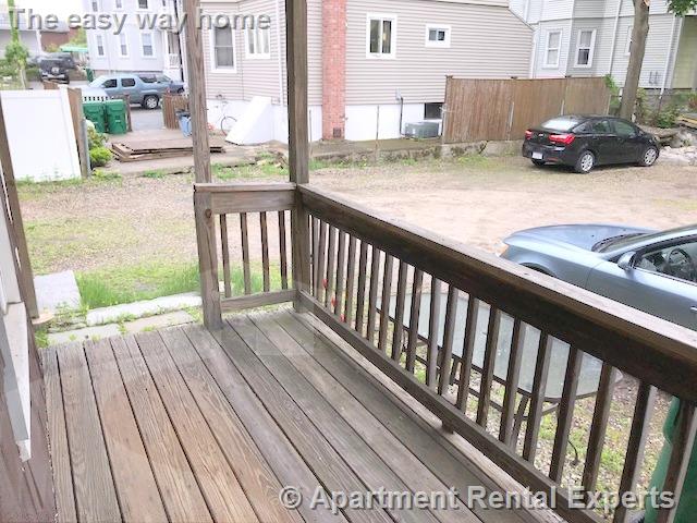 65 Medford St, Magoun Square