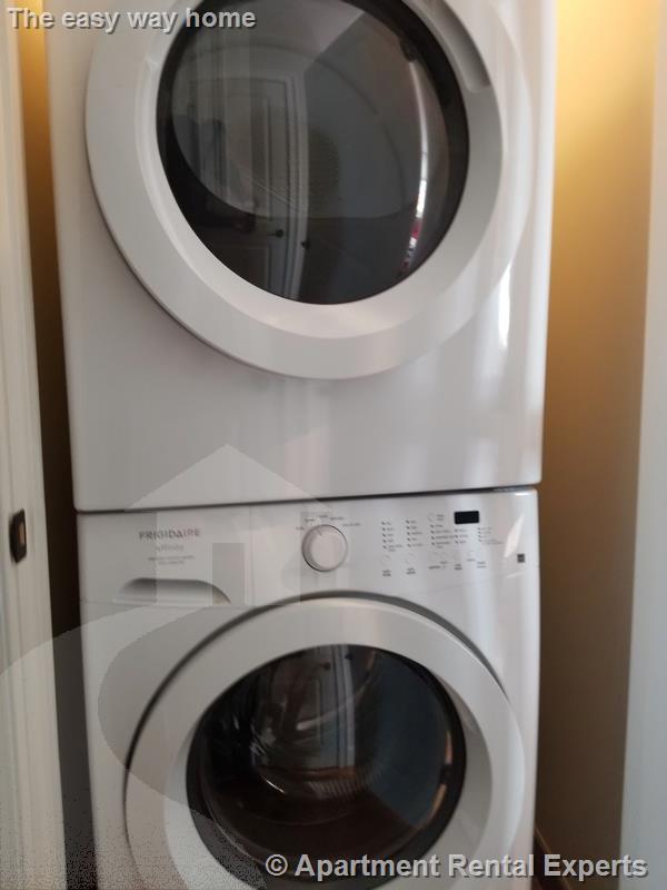 168 Hampshire, Central Square