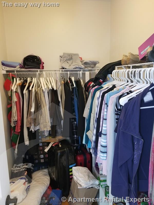 168 Hampshire, Central Square