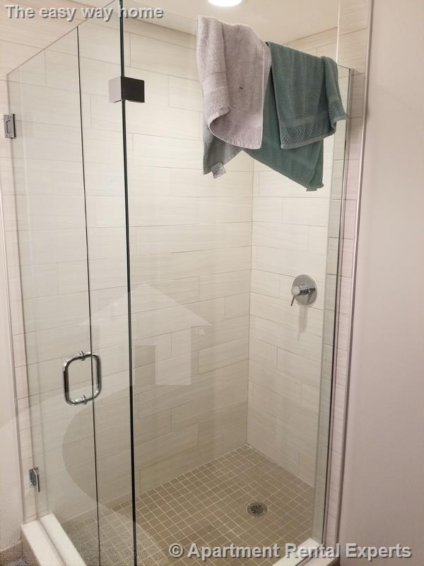 168 Hampshire, Central Square