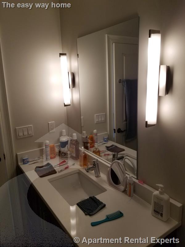 168 Hampshire, Central Square