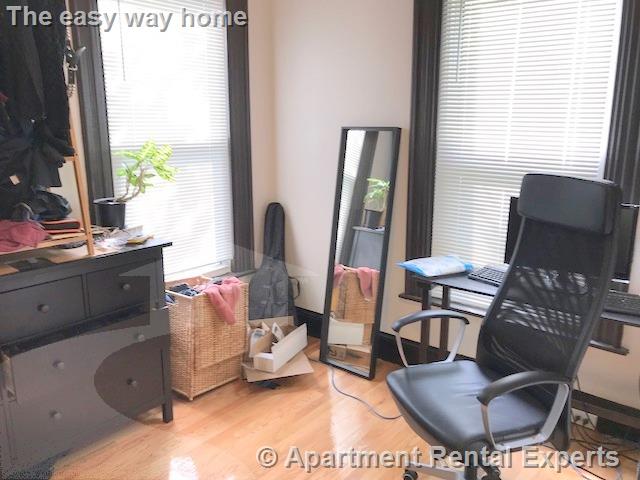 53 Columbus Ave, Prospect Hill