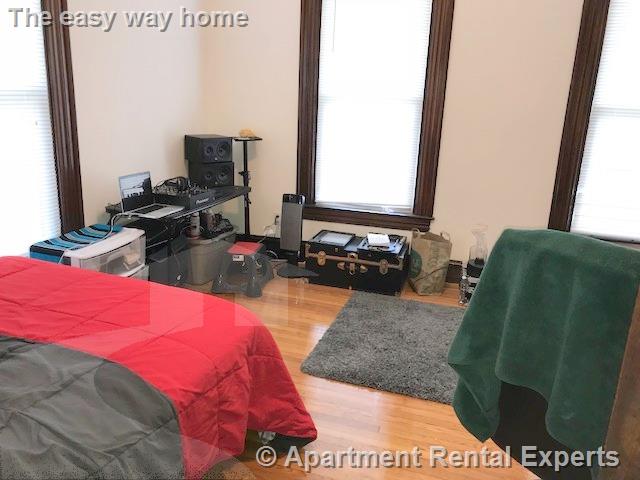 53 Columbus Ave, Prospect Hill