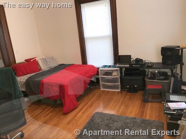 53 Columbus Ave, Prospect Hill