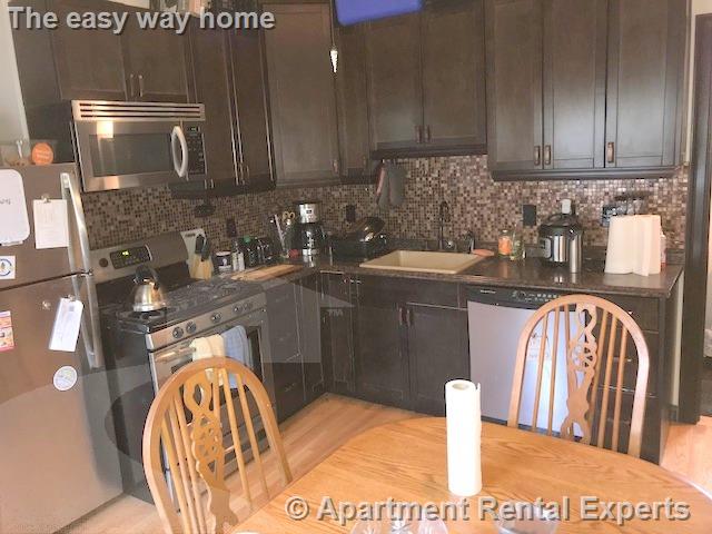 53 Columbus Ave, Prospect Hill