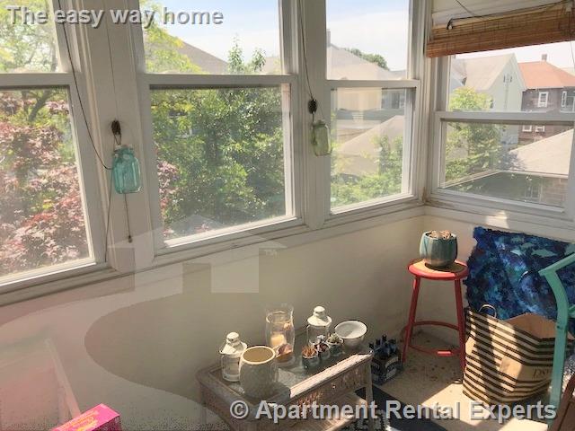 28 Magnolia St, Arlington