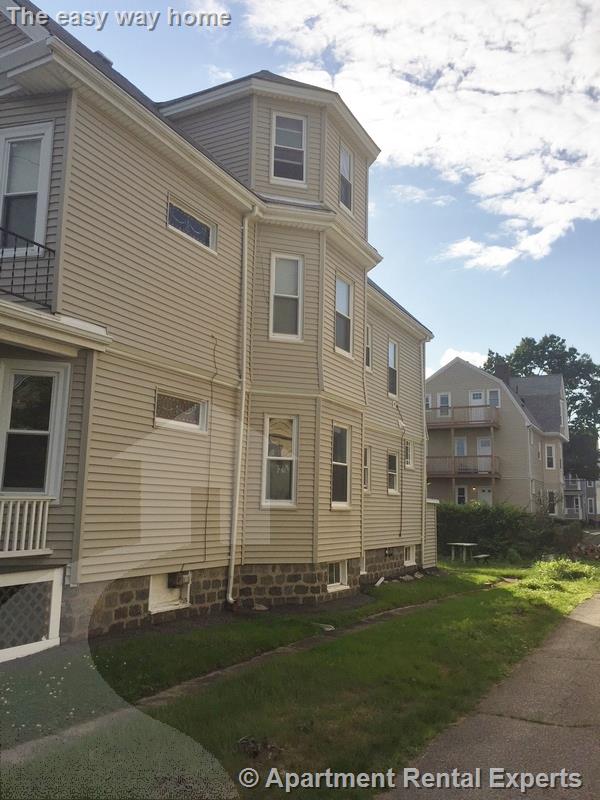 11 Magnolia St, Arlington