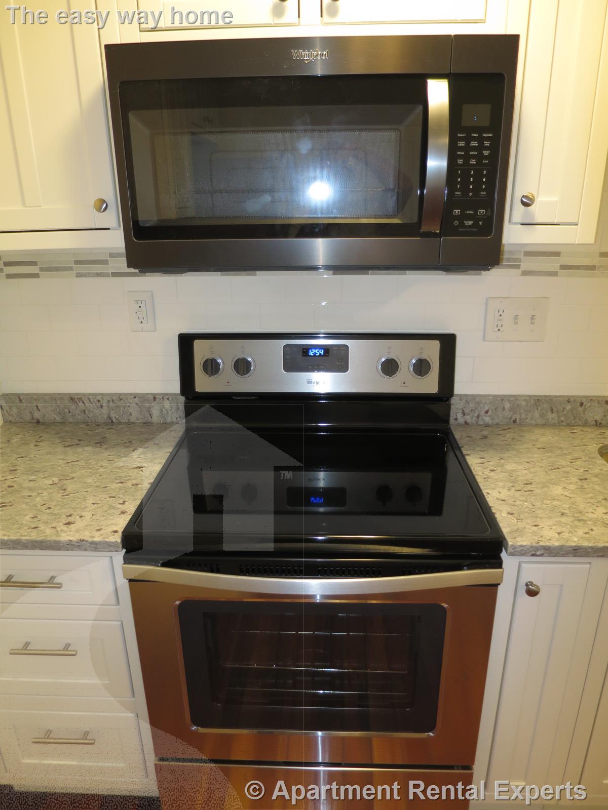 14 Garrison Ave, Teele Square