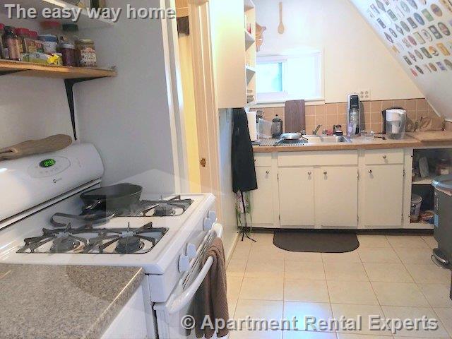 70 Roseland St, Porter Square