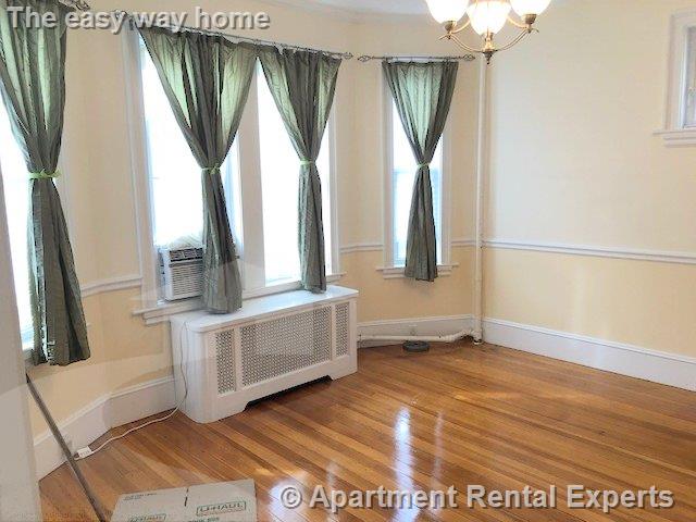 36 Waterhouse St, Teele Square