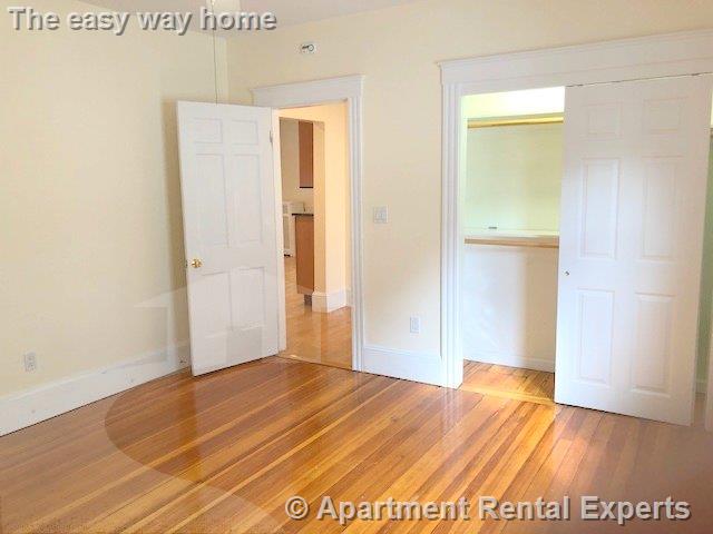 36 Waterhouse St, Teele Square